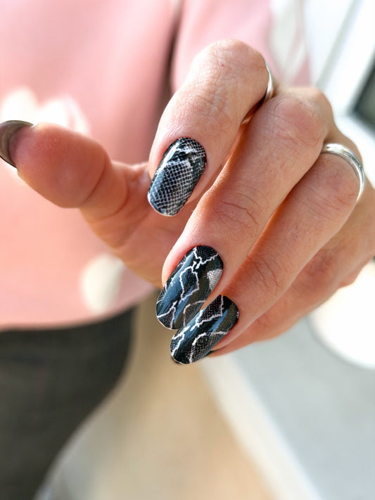 Nagų dekoravimo plėvelės manikiūrui - 0028R